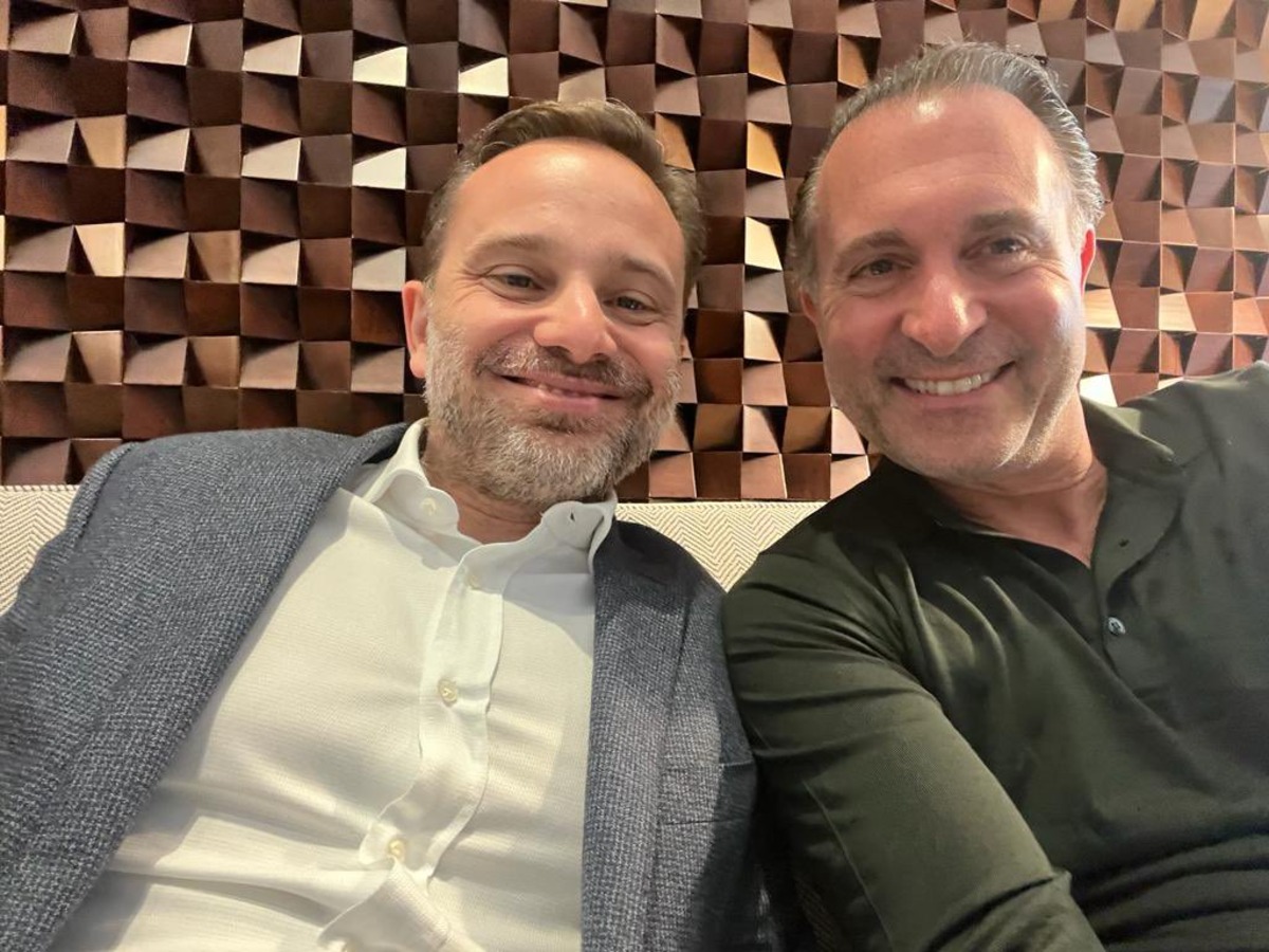 Con l’uscita di Elliott…